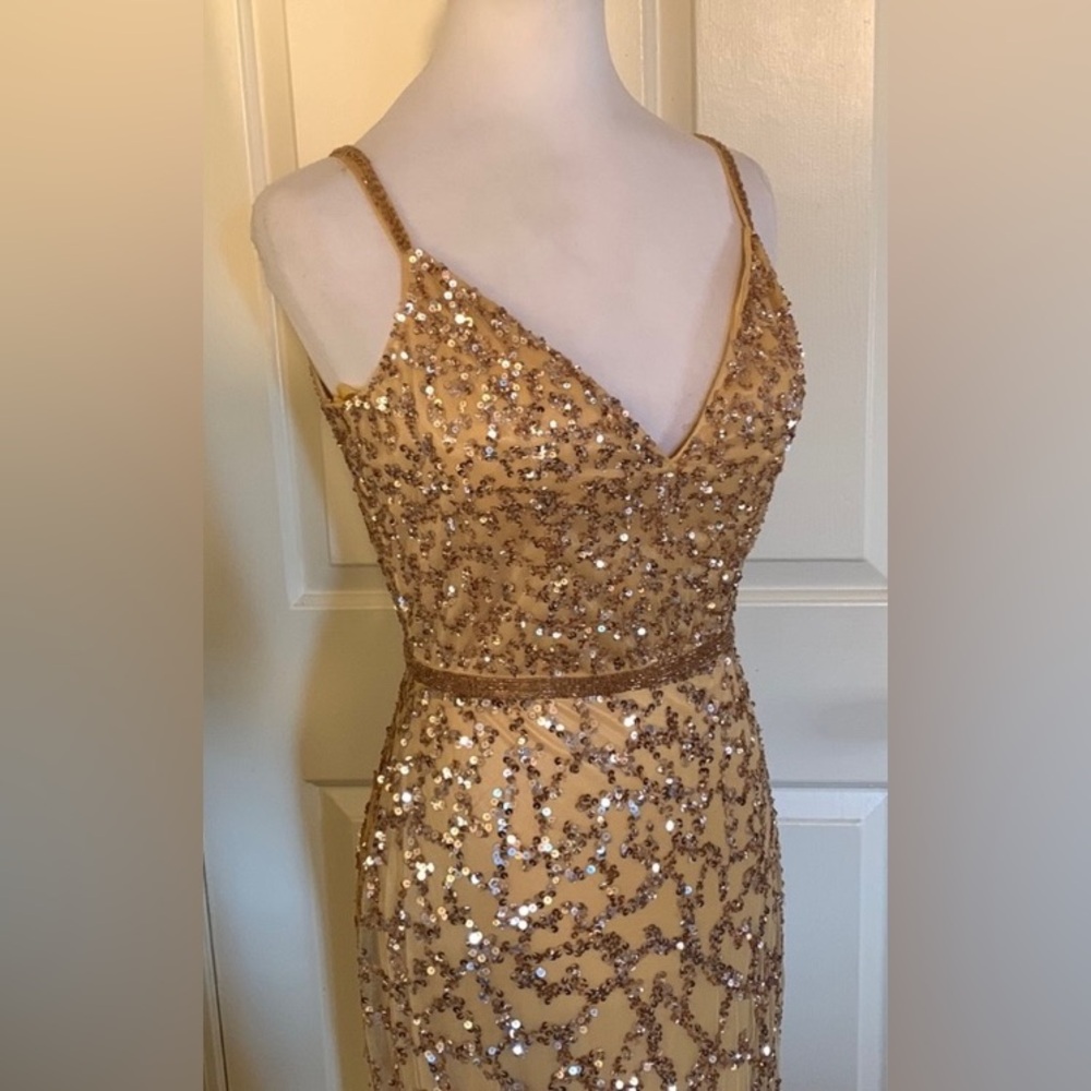 Mac Duggal Sleeveless V Neck Beaded Column Gown 5481